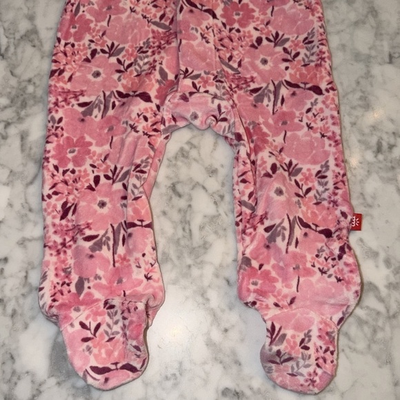 NWT Magnetic Me Pink and Purple Floral Ruffle Velour Footie 6/9M - Picture 4 of 6